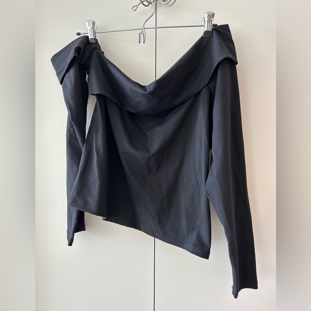 Abercrombie Seamless Off-Shoulder Top